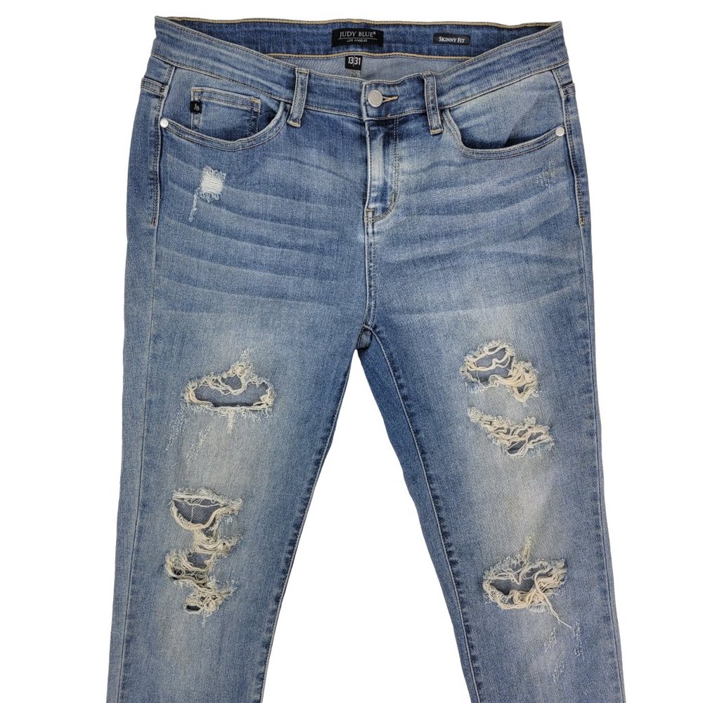 Judy Blue Light Blue Distressed Skinny Jeans